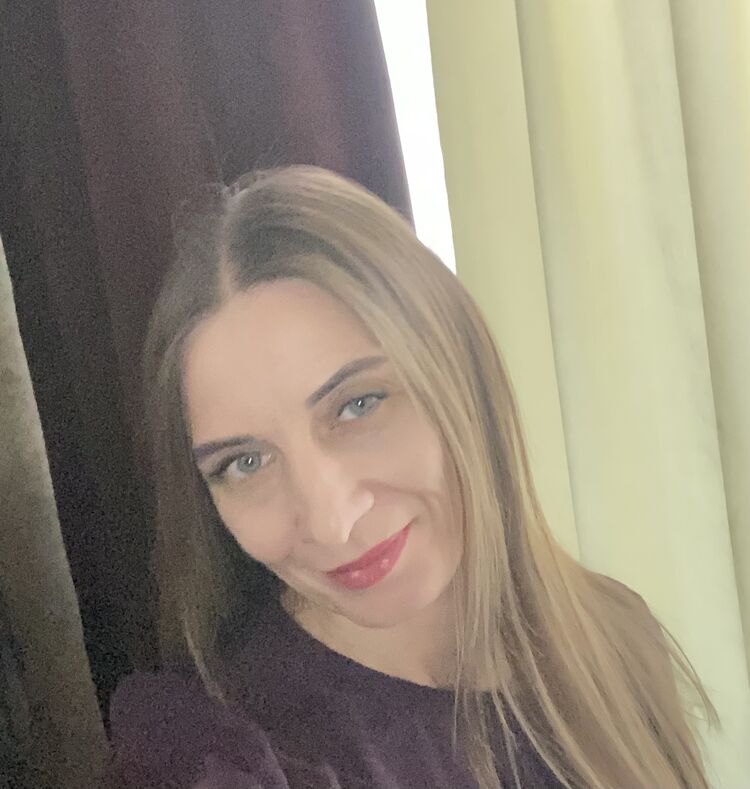  53389747  Nata, 46 ,     