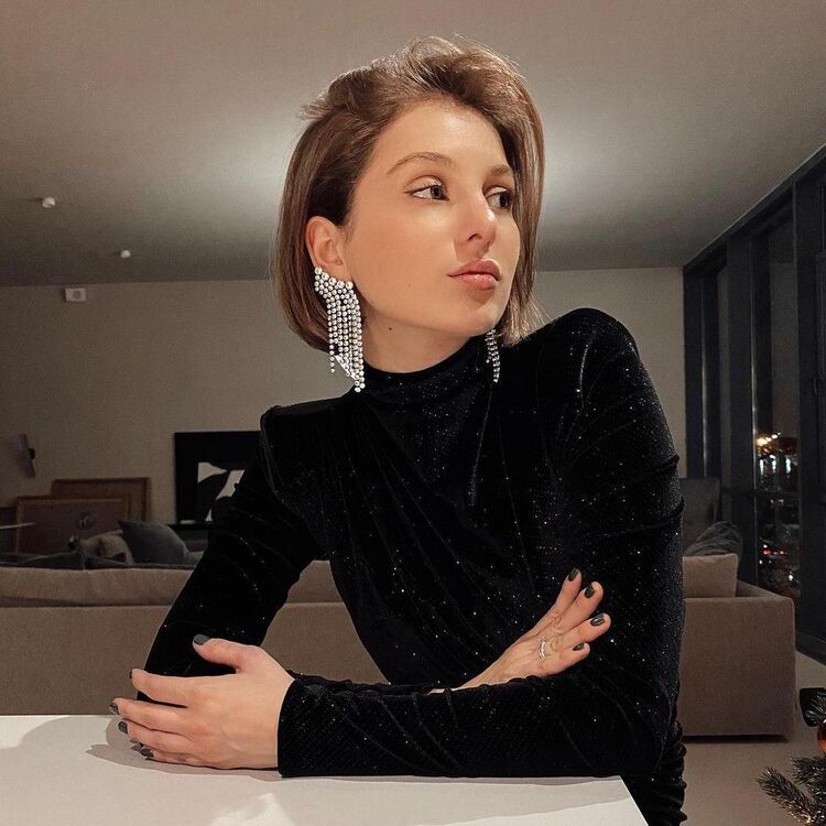  -,   , 22 ,   ,   