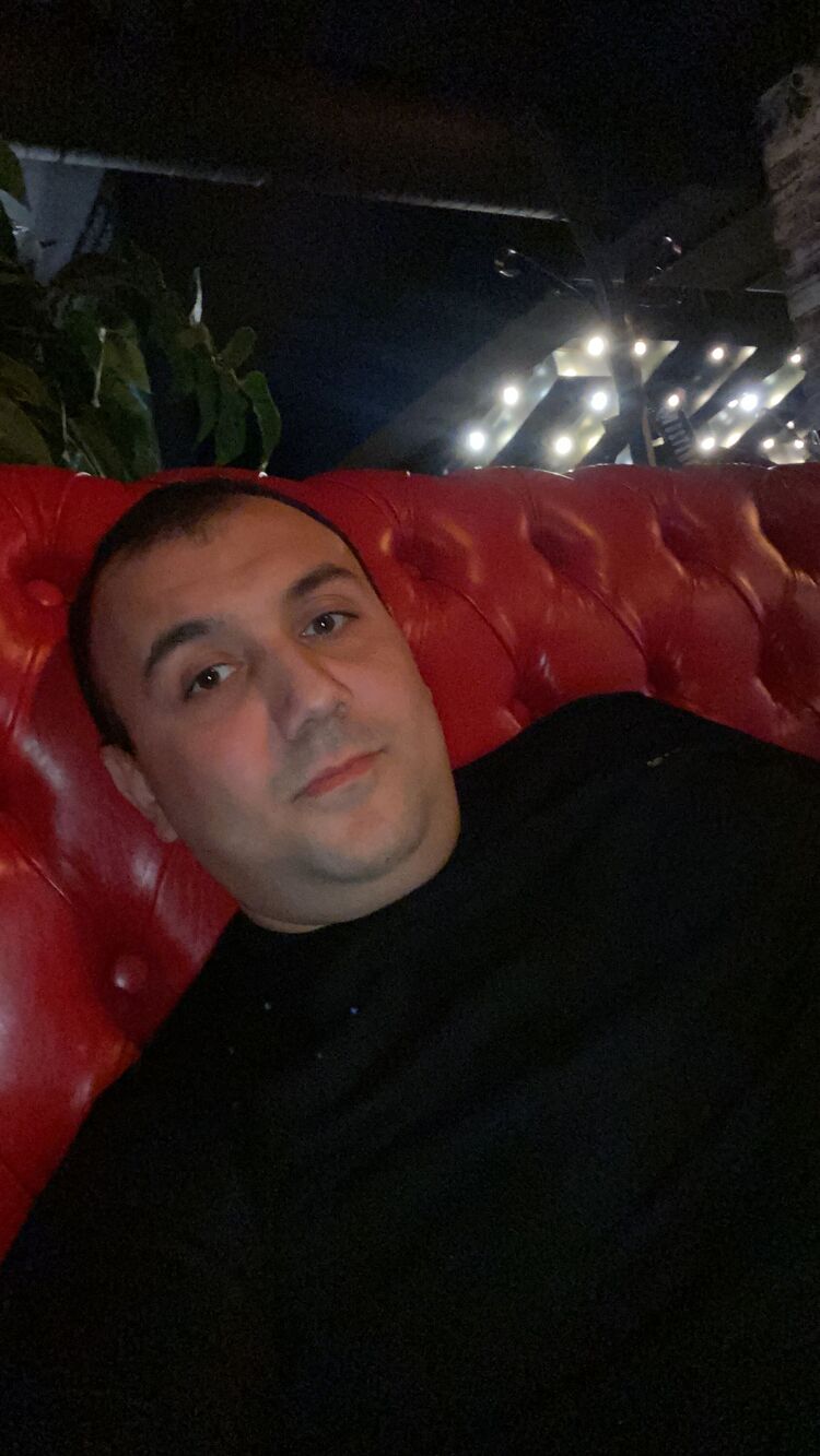  38261087  , 36 ,    --