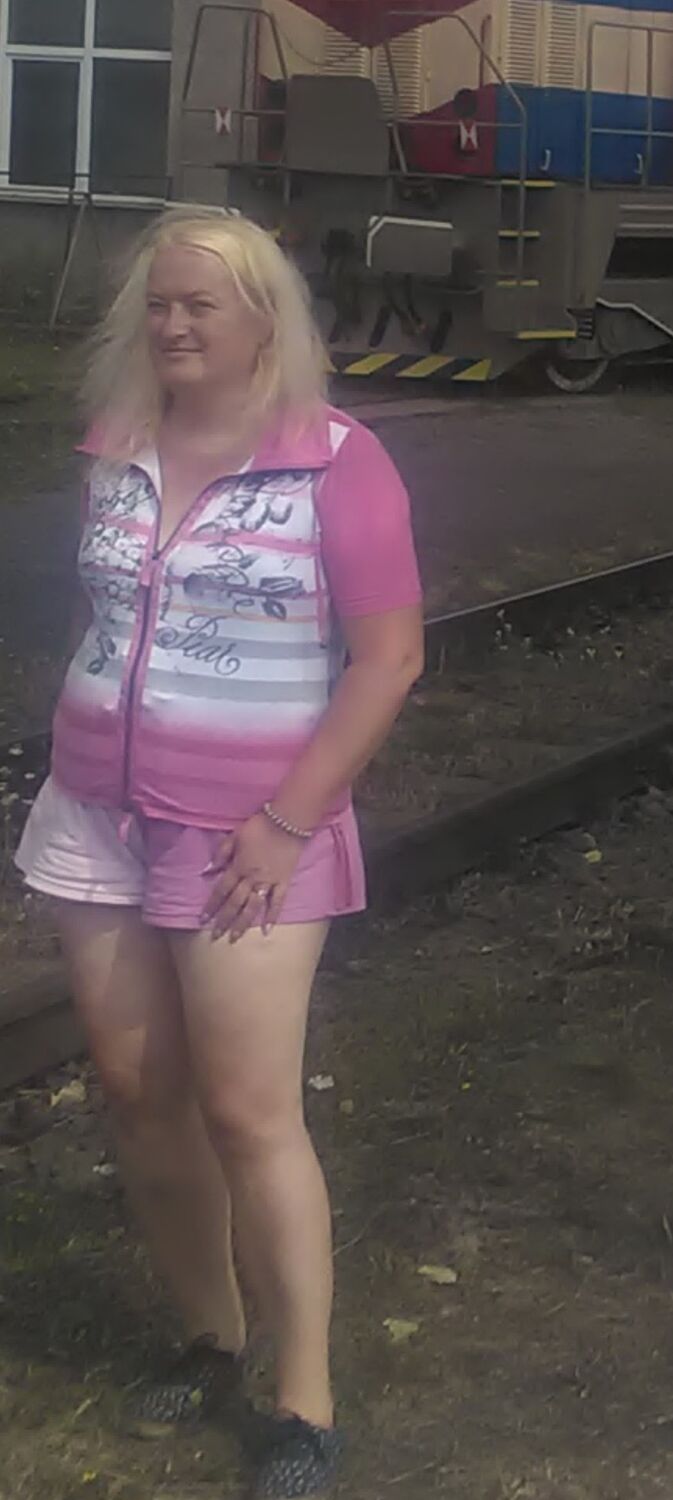  49617657  , 44 ,    Chomutov