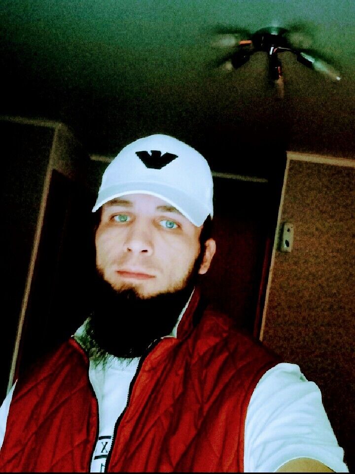  46940467  , 28 ,    