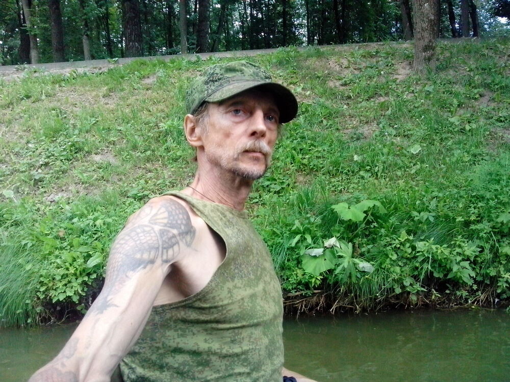  13238587  Oleg, 69 ,    
