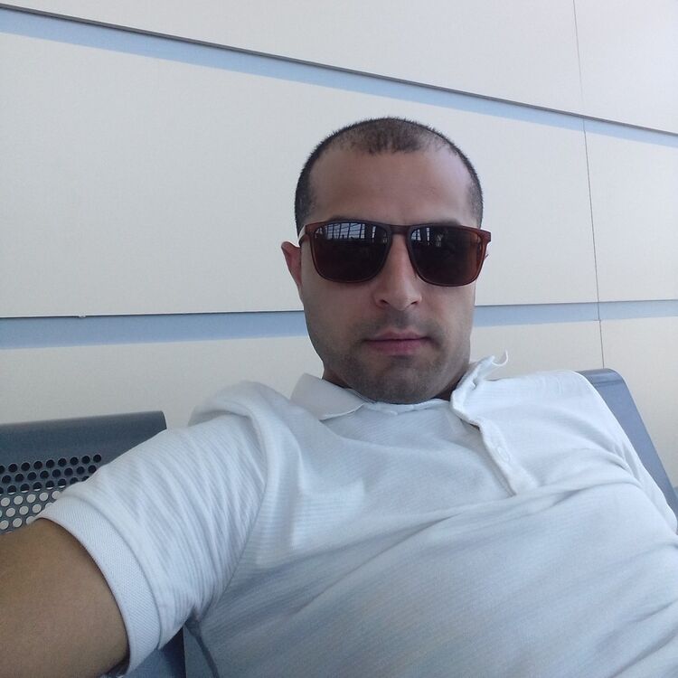  16667857  Vaka, 37 ,    