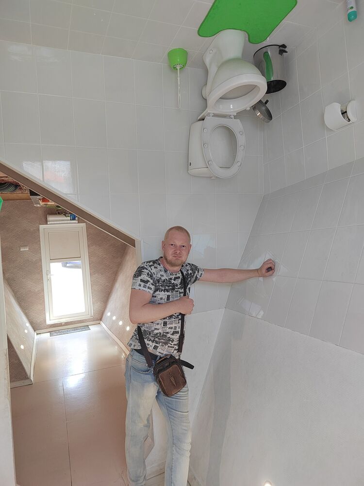  45287937  , 35 ,    --