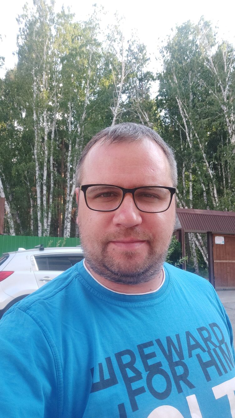  ,   Viktor, 44 ,   ,   , c 