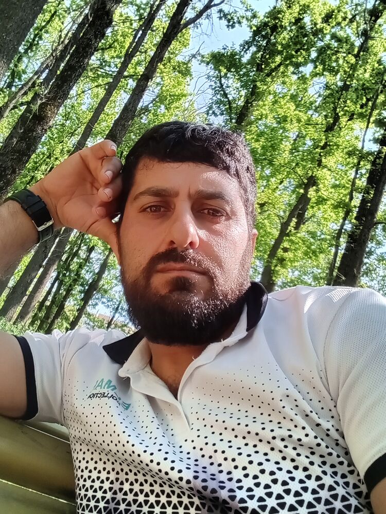  ,   Alik, 36 ,   ,   