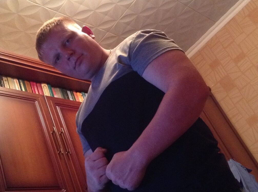  ,   Ivan, 37 ,   