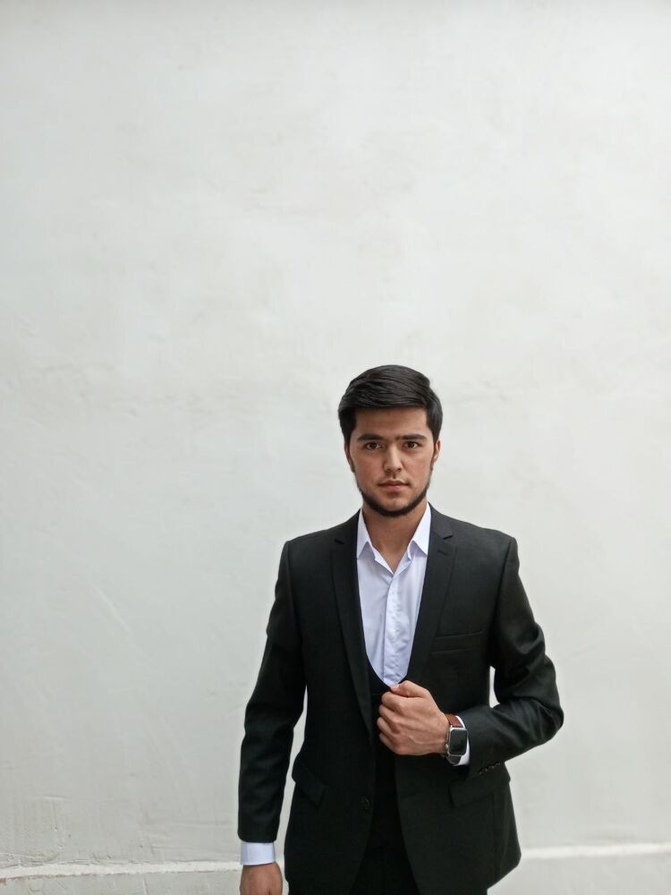  ,   Fozil, 22 ,   ,   