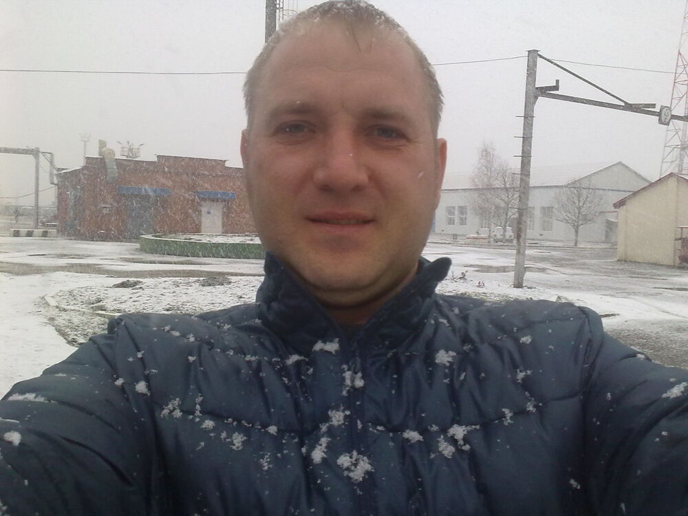  5125157  Aleksa, 44 ,    