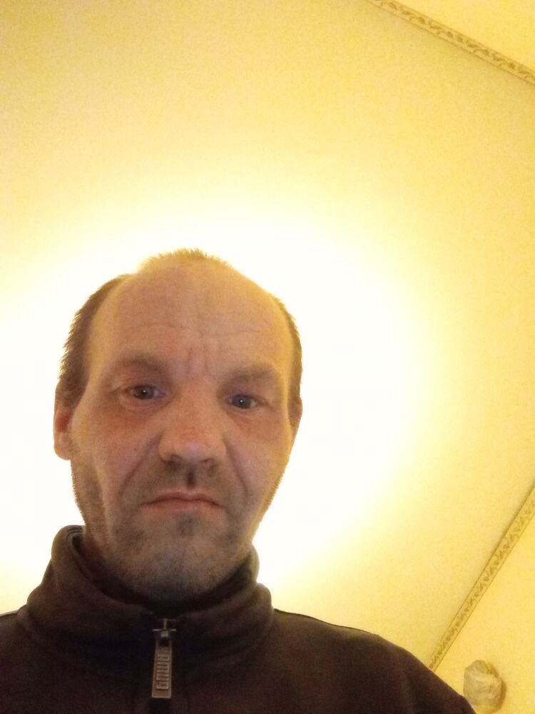  41304677  , 46 ,    