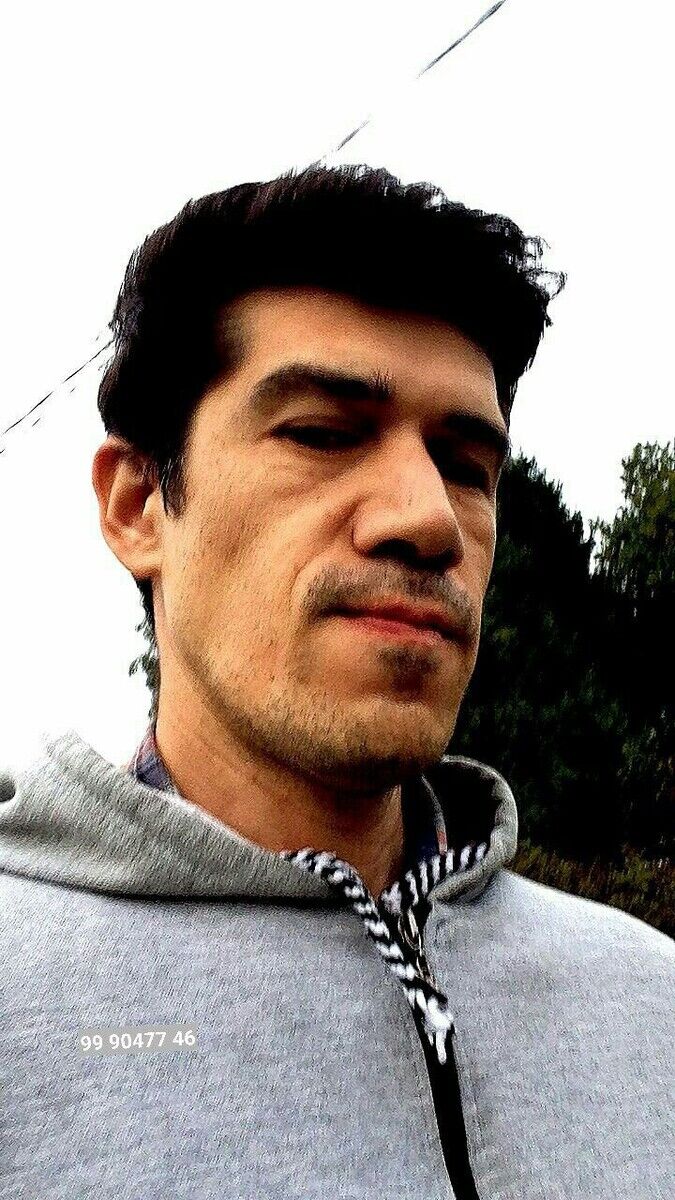  21060407  Igor, 40 ,    