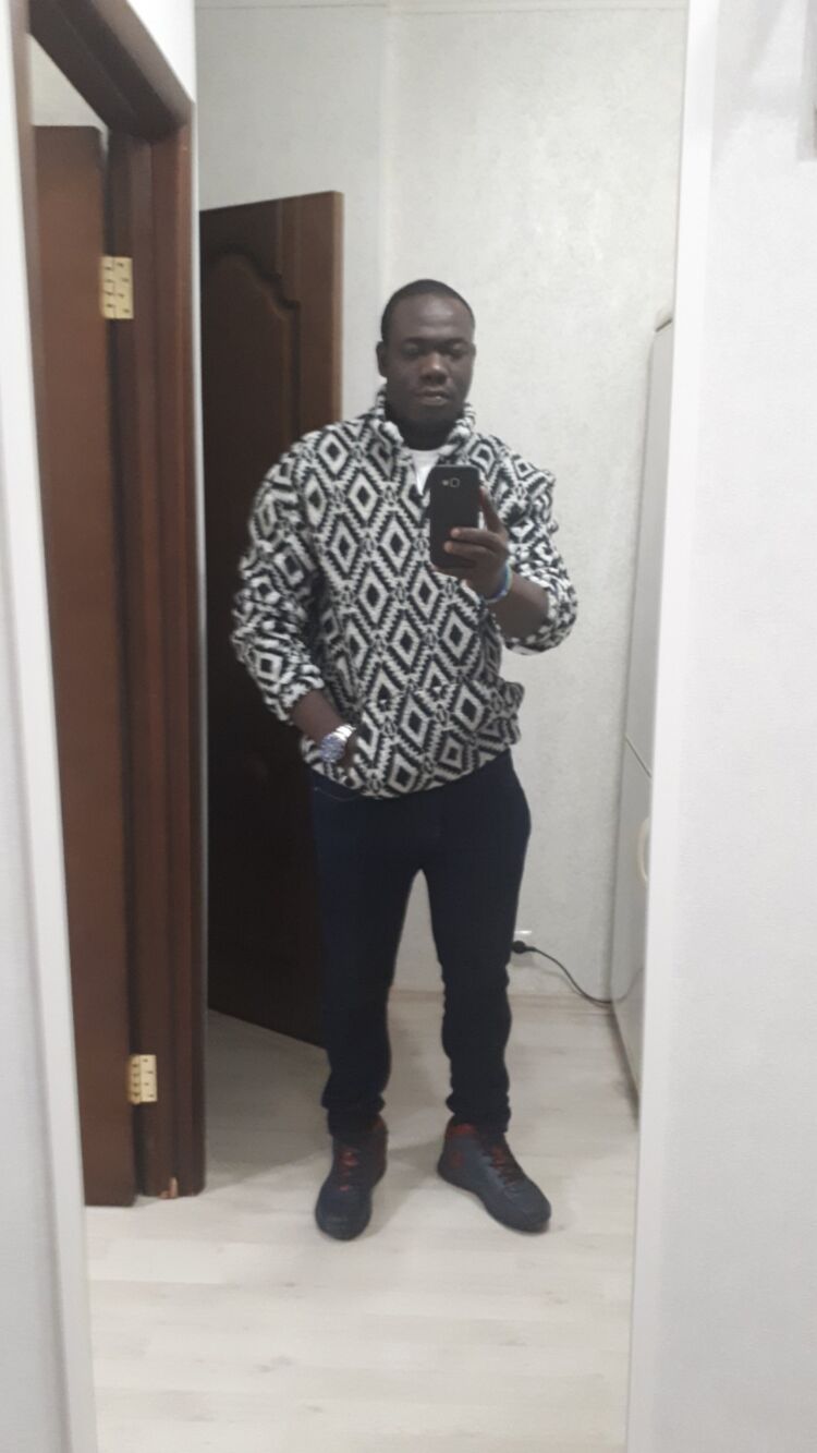  Cotonou,   Leonce, 36 ,   ,   