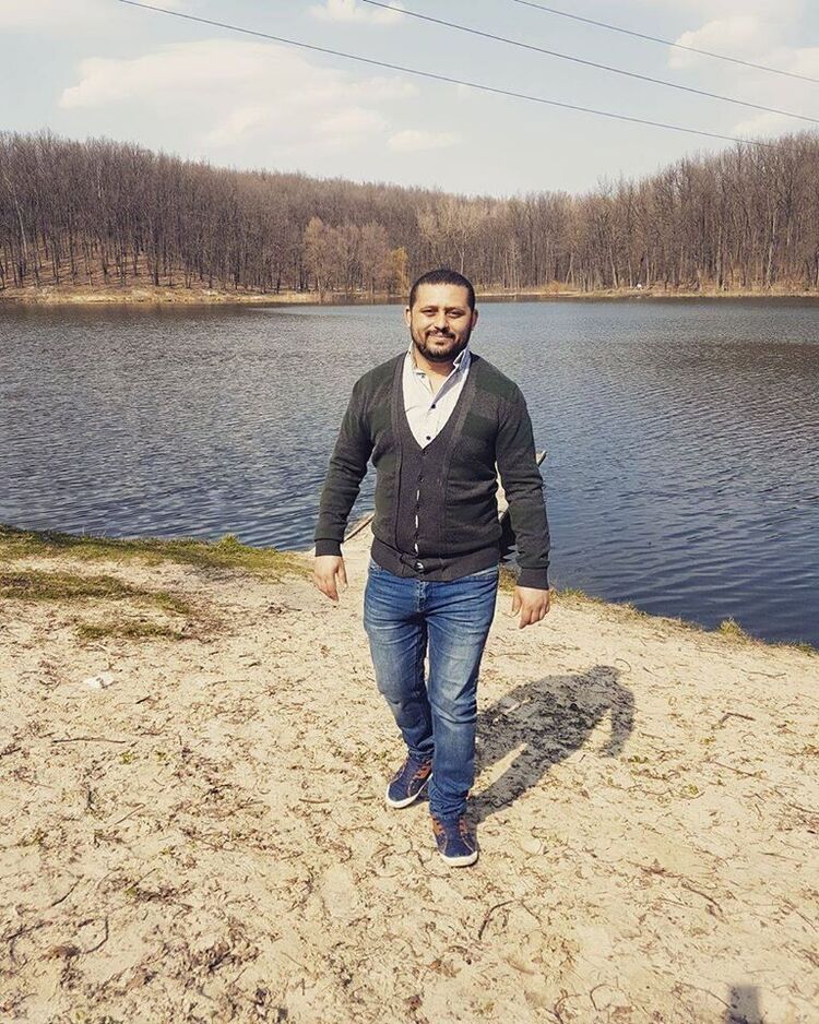  ,   Walid, 38 ,   ,   , c 