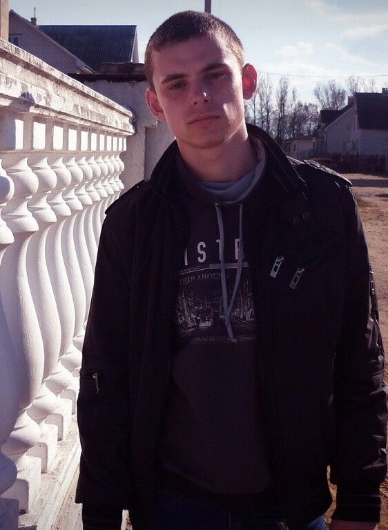  8021467  Pavlik, 33 ,    