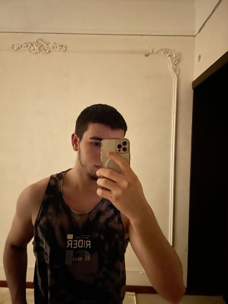  44567887  Gadji, 23 ,    