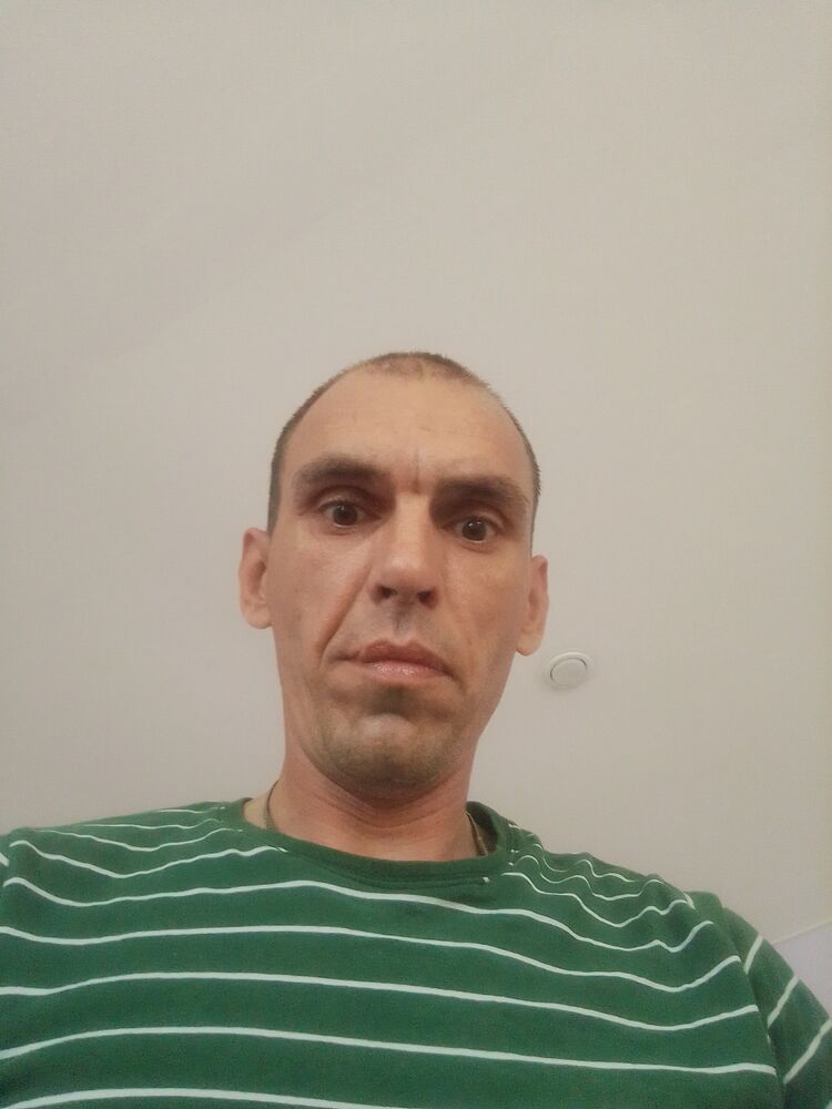  28117027  , 32 ,    