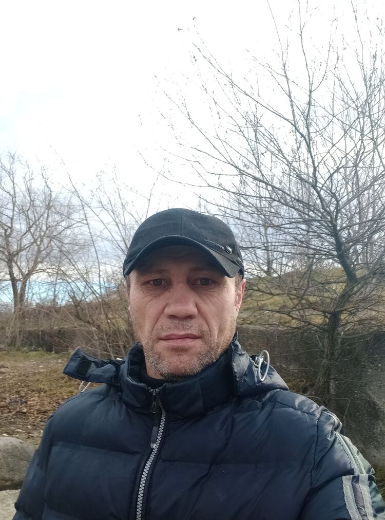  31765087  Anatoliy, 49 ,    