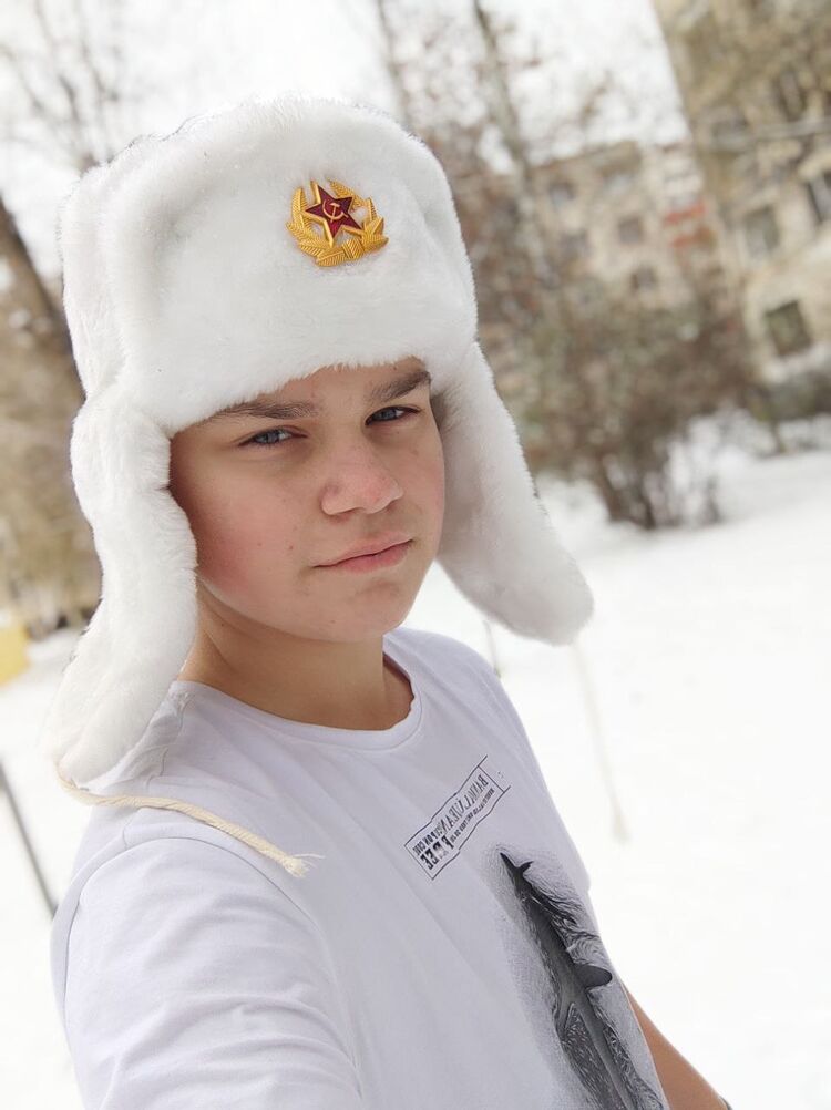  50661477  , 19 ,    -