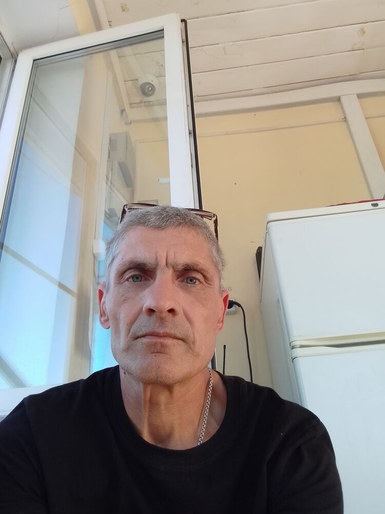  42850967  , 53 ,    