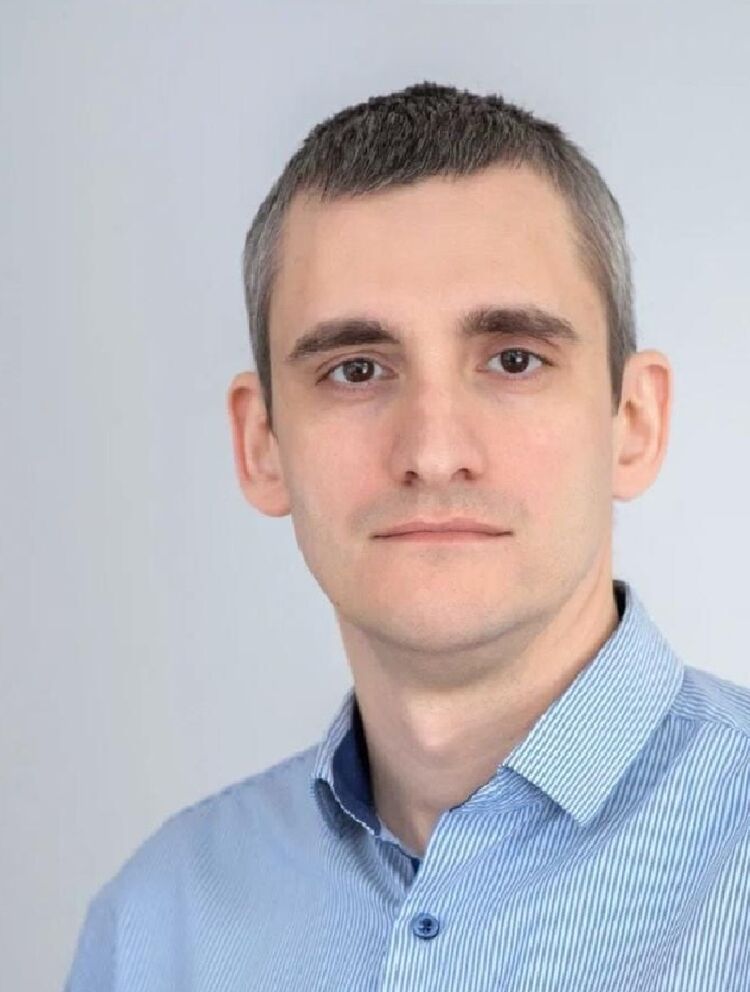 ���� 40441747 ������� �����, 42 ����, ���� ���������� � ������������