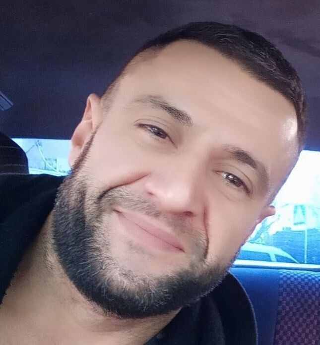  41683017  Oleksandr, 40 ,    