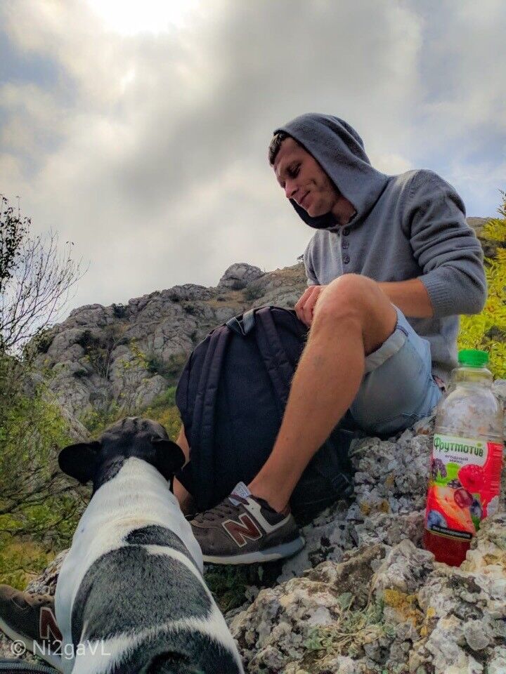  18021947  , 38 ,    