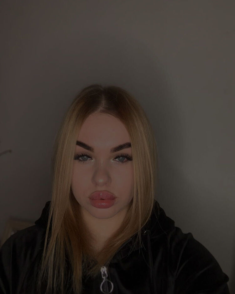  47430107  , 20 ,    