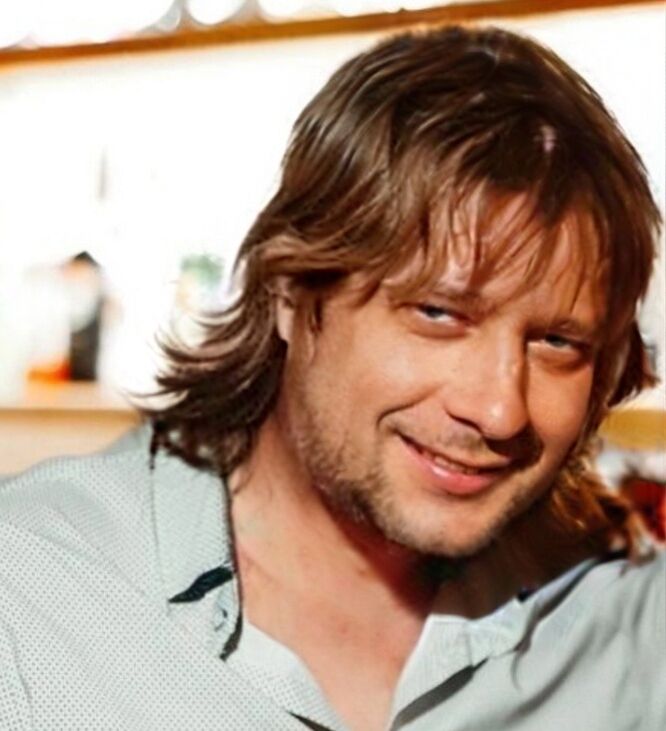  54193007  , 39 ,    -