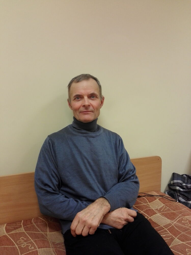  18280067  Aleksandr, 66 ,    