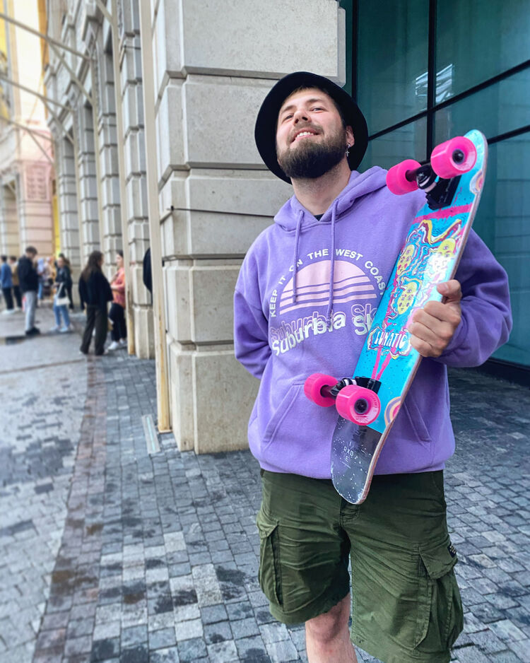  38210297  , 33 ,    -