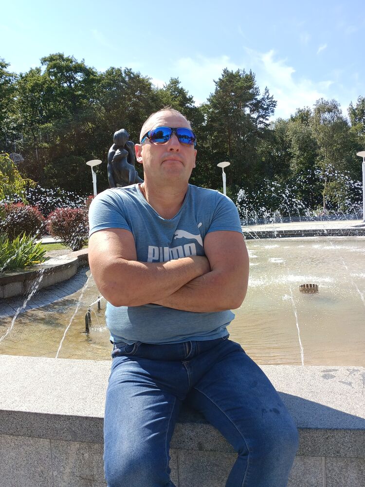  47026107  PAVEL, 50 ,    