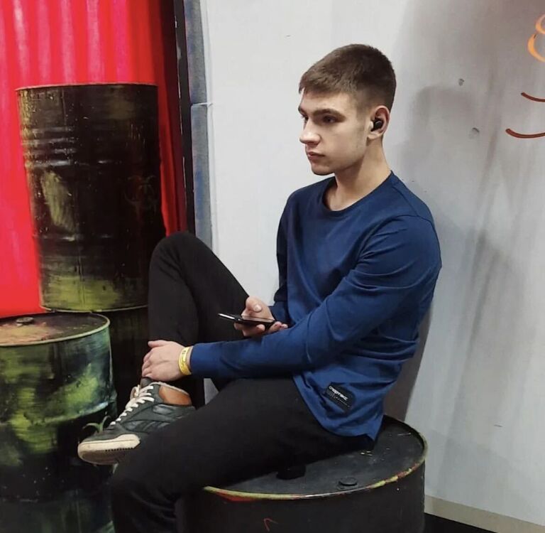 ���� 42033877 ����� ������, 25 ���, ���� ���������� � ��������