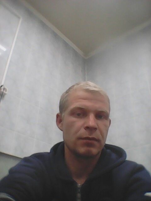  10585927  , 38 ,    