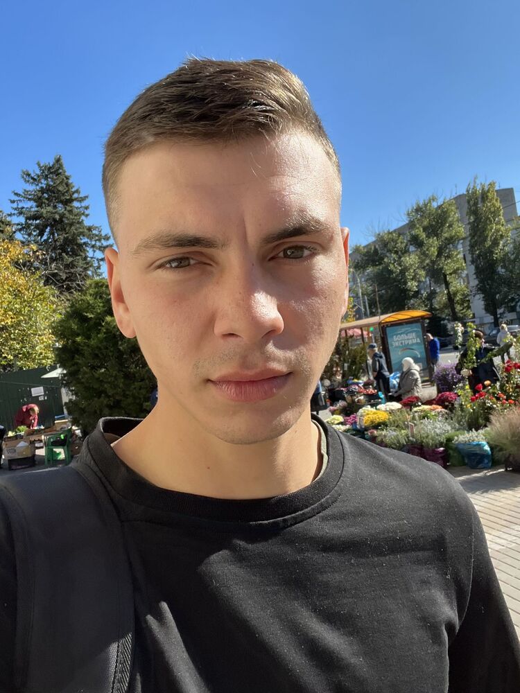  --,   Mikhail, 26 ,   ,   , c , 