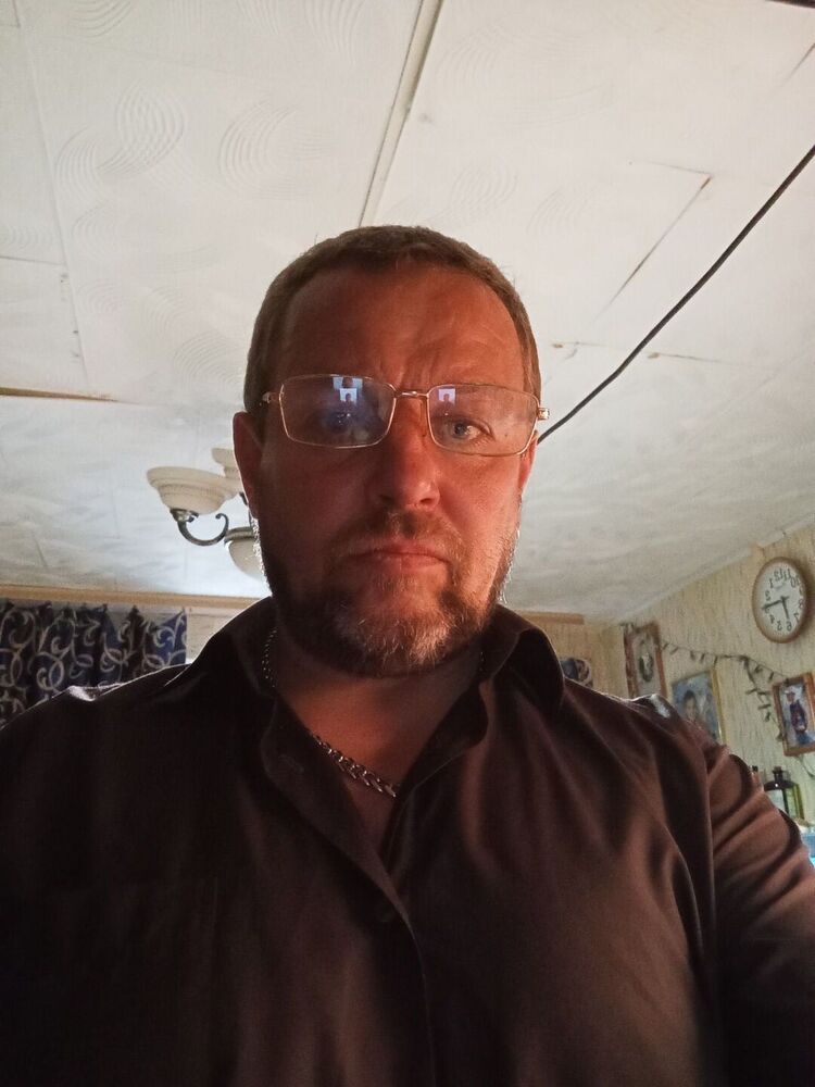  48046847  , 52 ,    