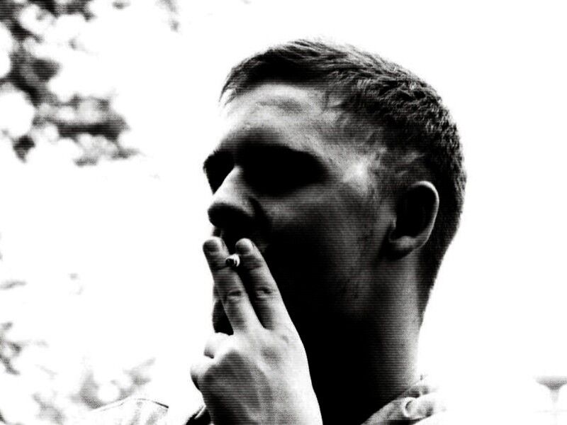  19002757  Cyberpunk, 28 ,    