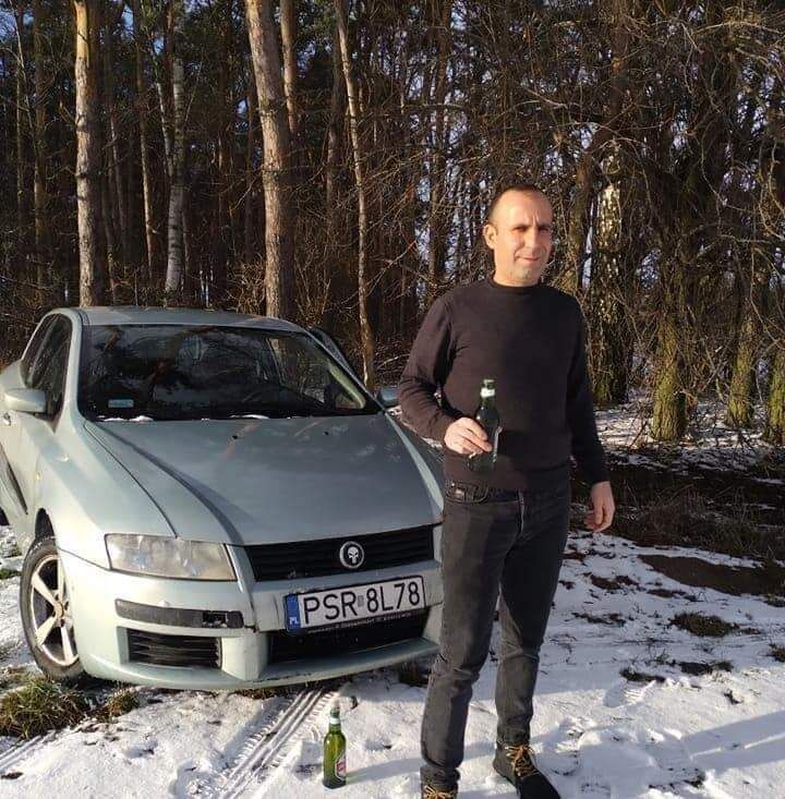  47685807  , 42 ,    