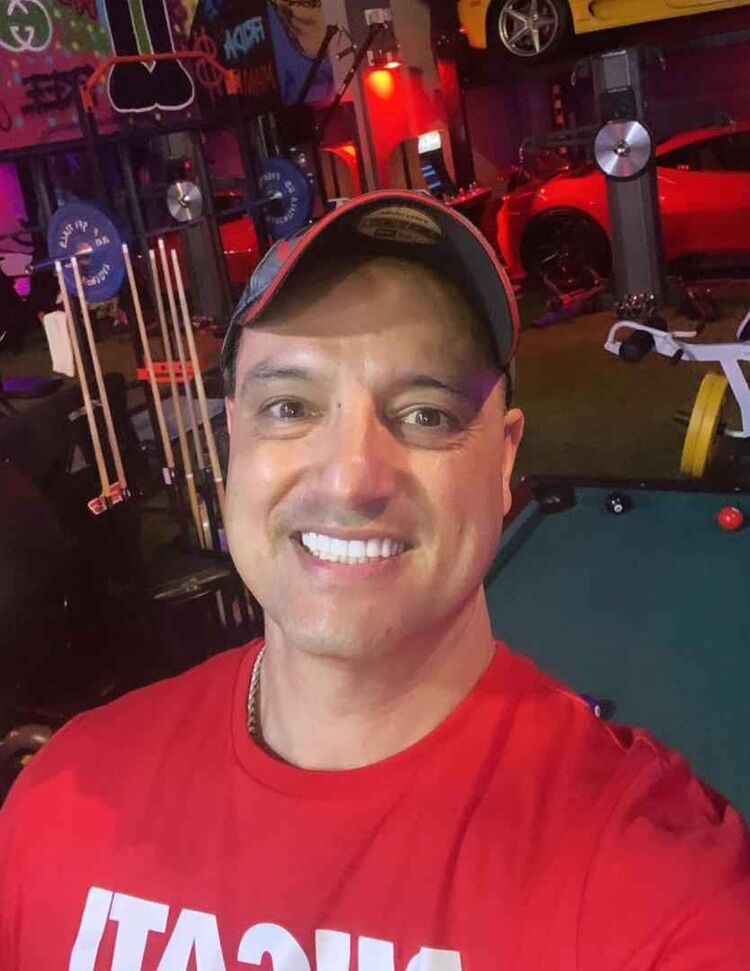 ���� 46842307 ������� Andrew ����, 52 ����, ���� ���������� � ������