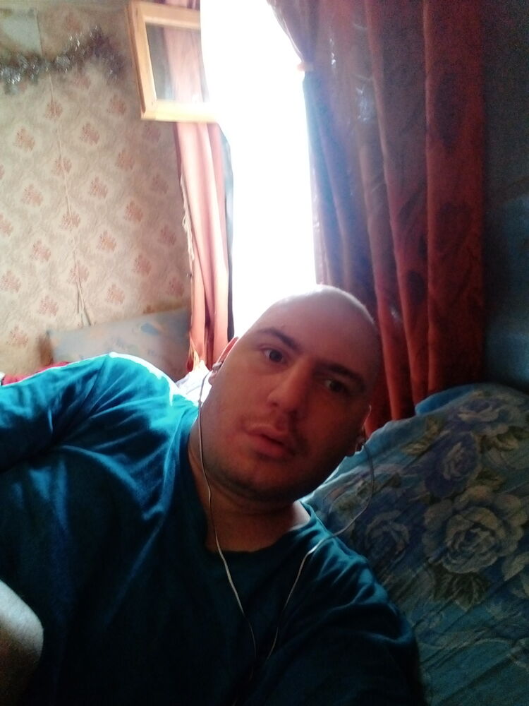  ,   Pavel, 36 ,     , 