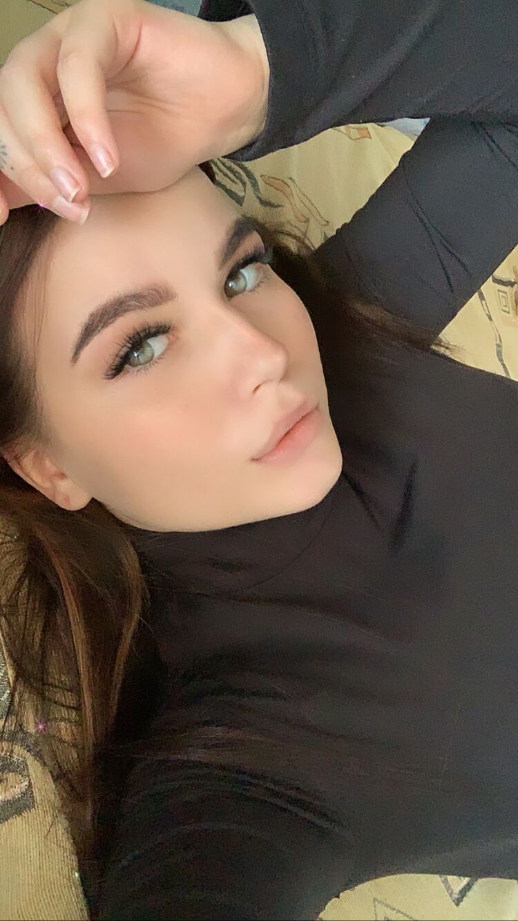  28560277  , 22 ,    -