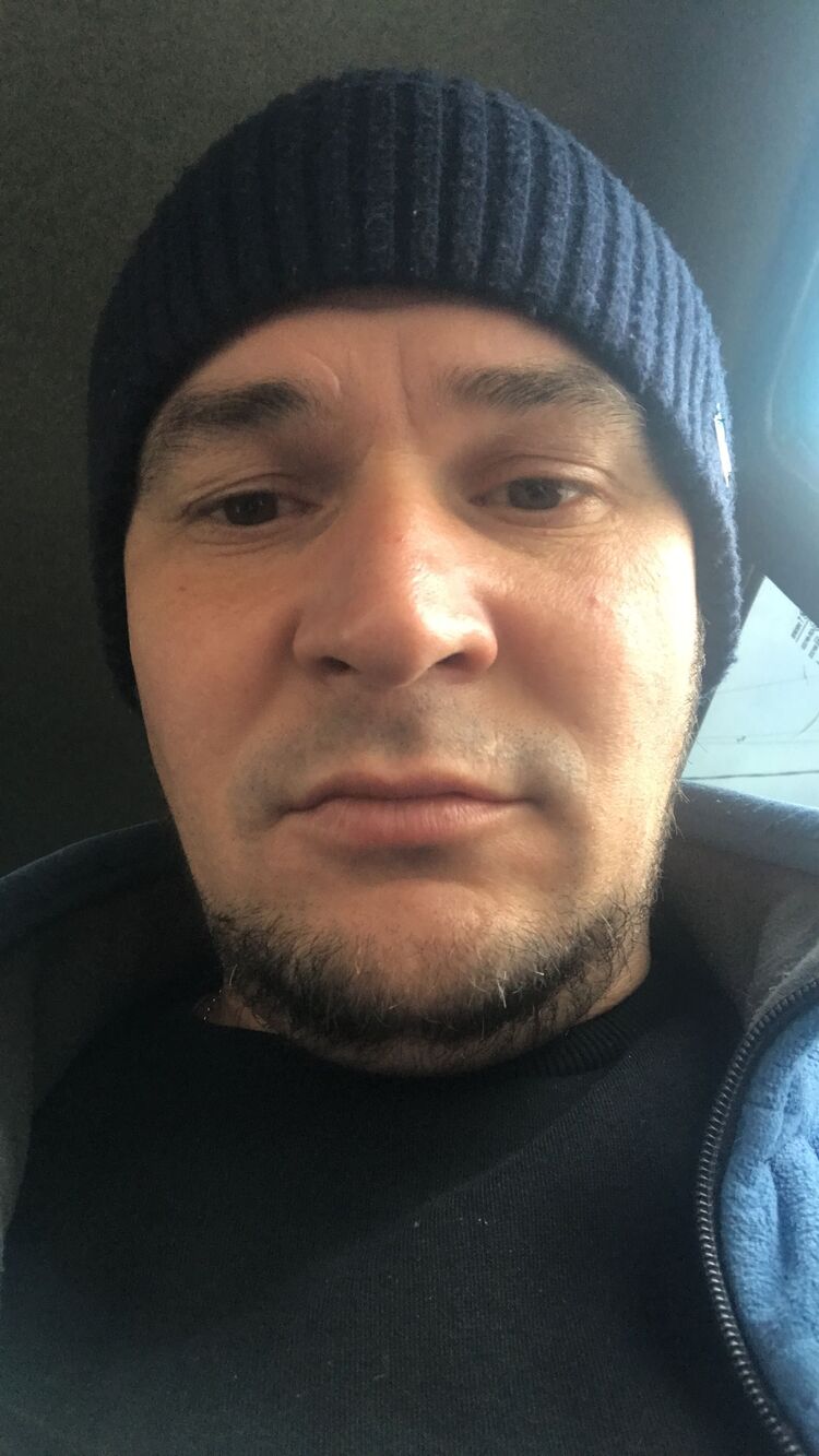  32593217  , 37 ,    