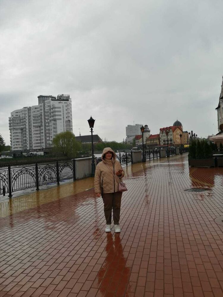  ,   Yana, 43 ,   ,   , c 