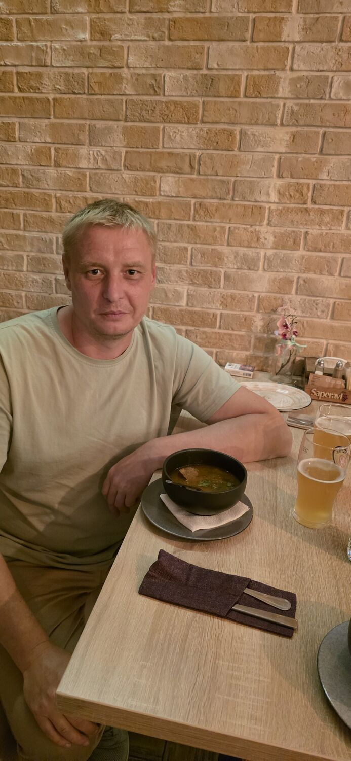  52263387  Alexey, 42 ,     