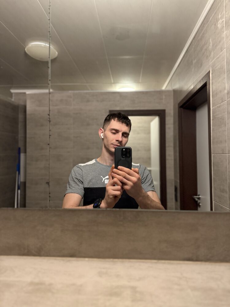  ,   Igor, 31 ,   ,   