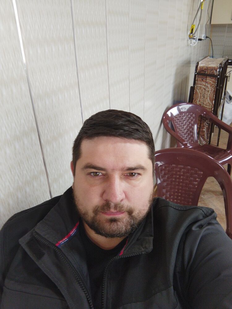  30327717  , 37 ,    