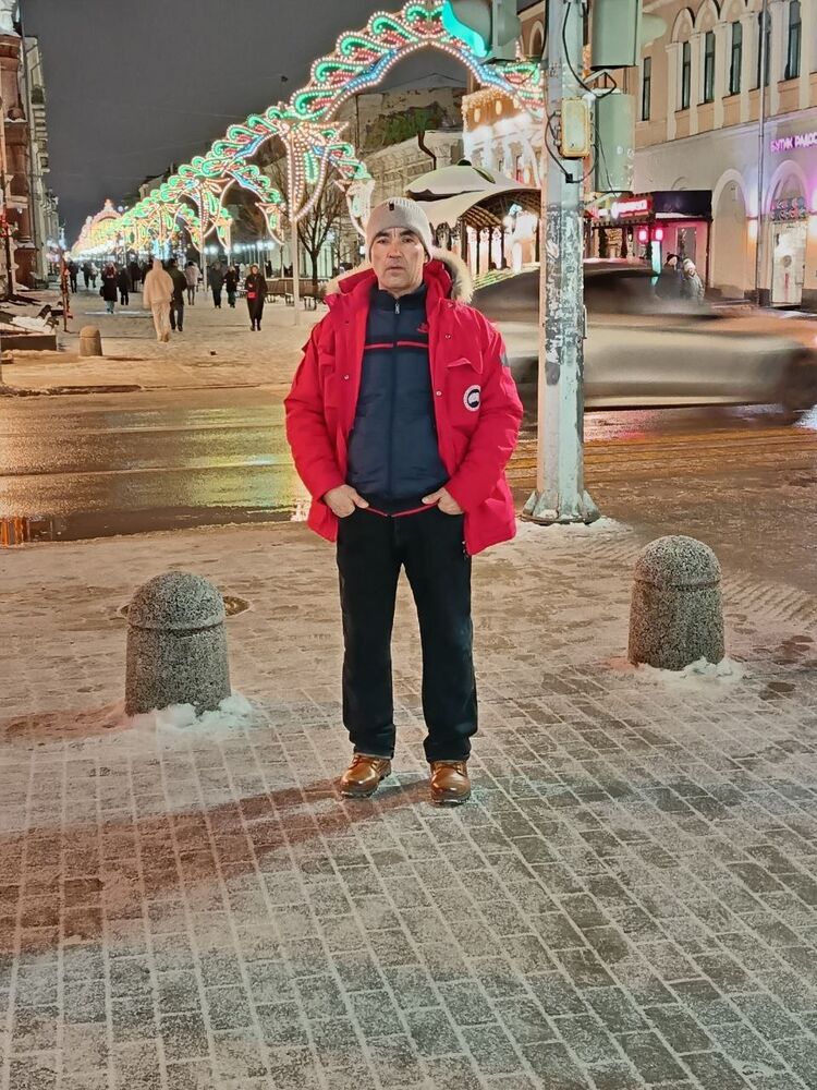  ,   Bladimir, 48 ,   ,   