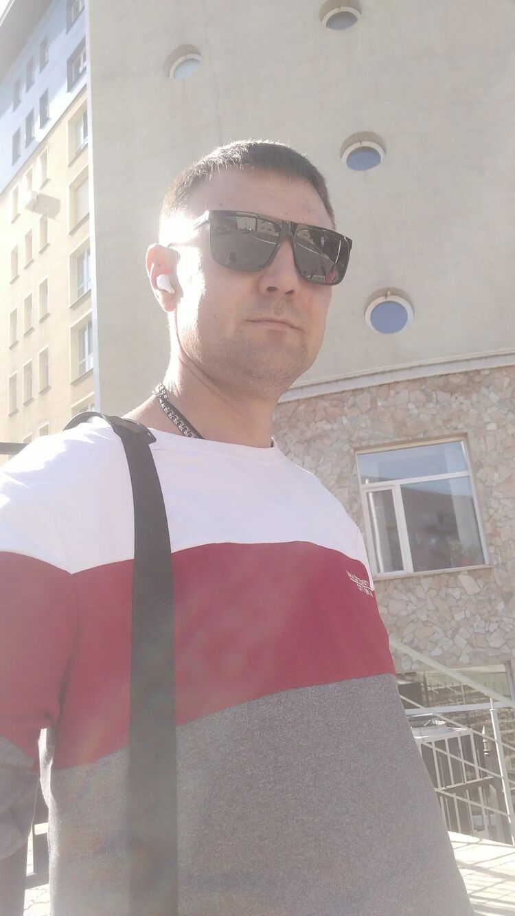  33012737  , 38 ,    