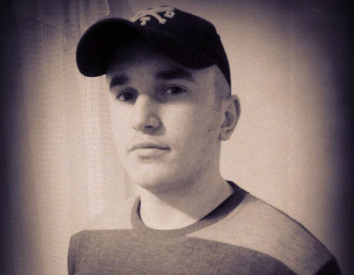 17478317  Vadim, 27 ,    