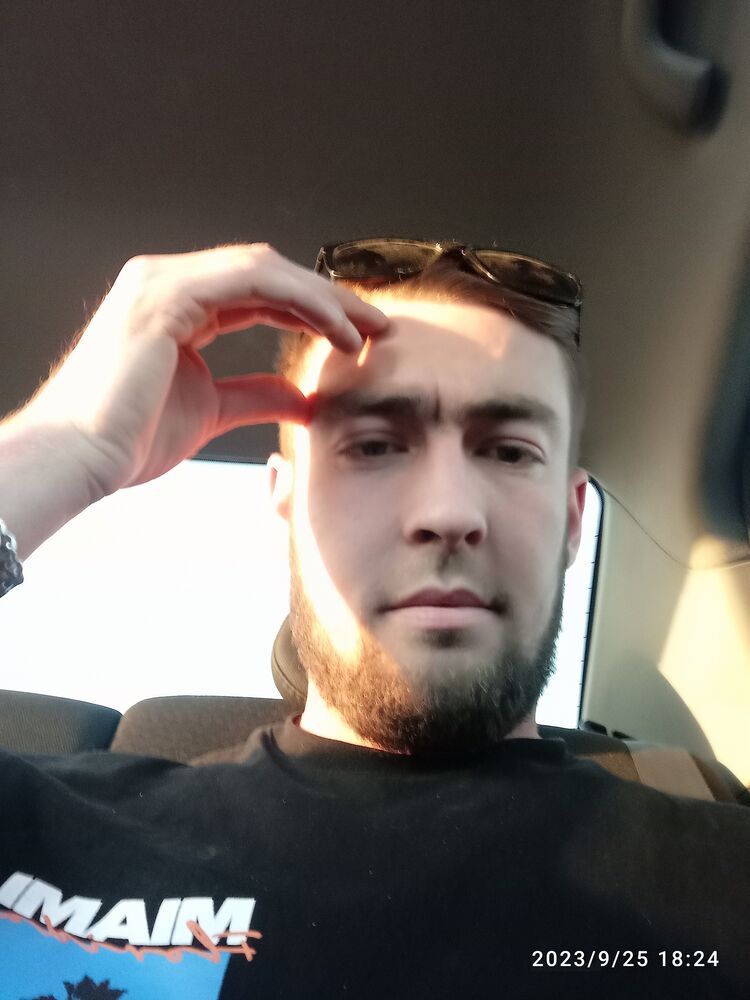  42152757  , 28 ,    