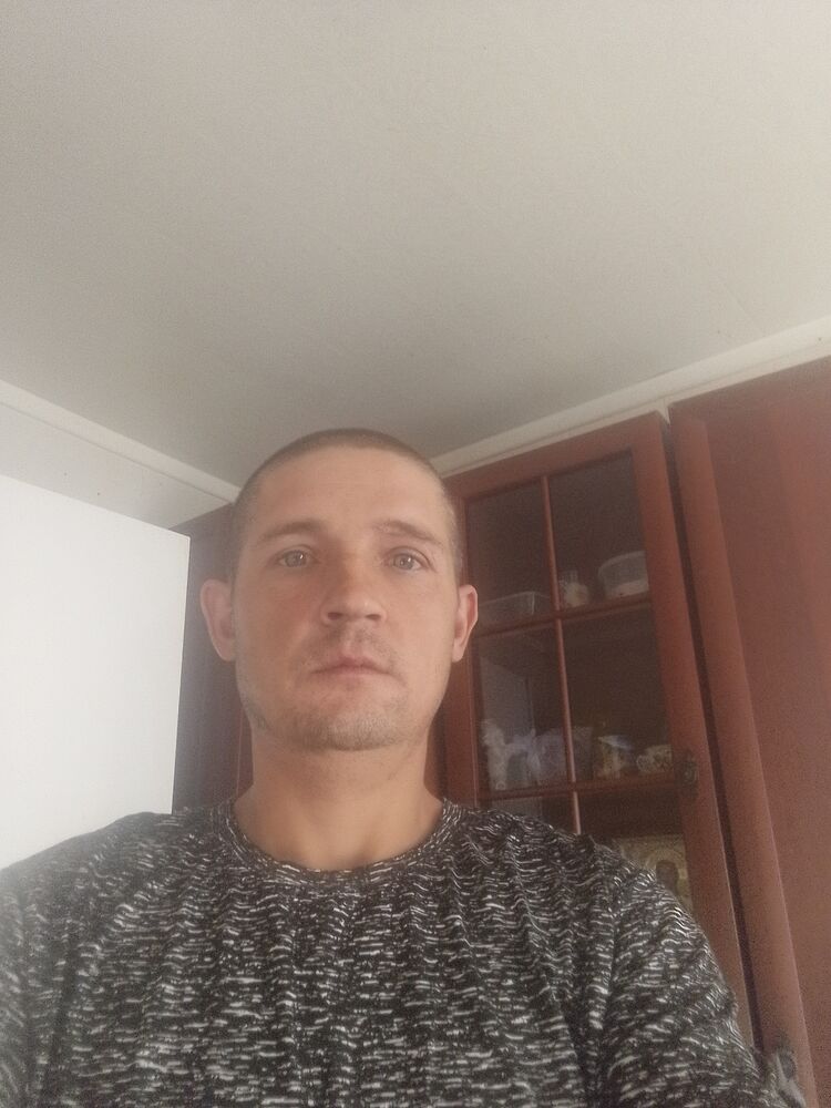  37218327  , 35 ,    